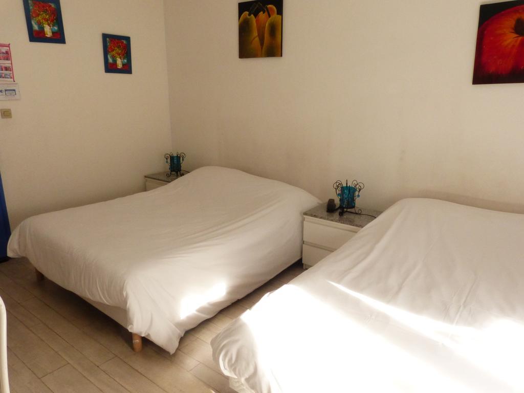 Logis Hotel Au Croissant Buzançais Rum bild