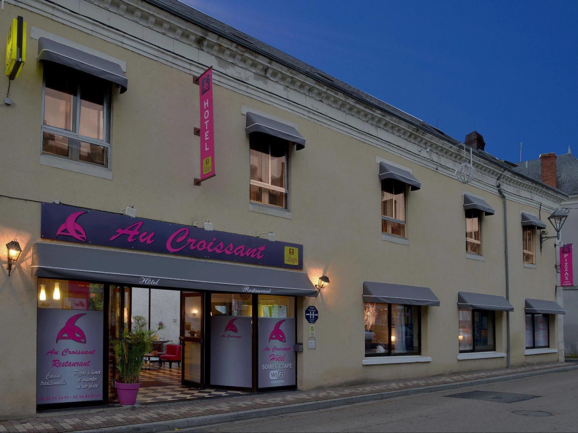 Logis Hotel Au Croissant Buzançais Exteriör bild
