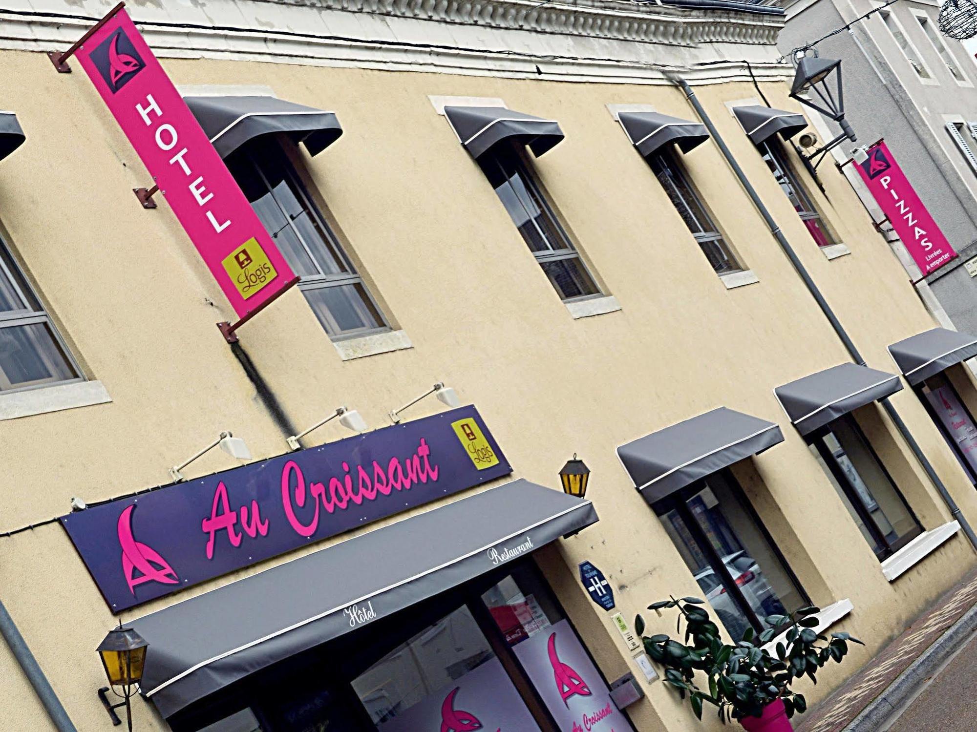 Logis Hotel Au Croissant Buzançais Exteriör bild